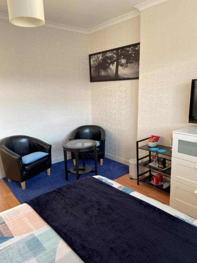 Streatham Common Bed & Breakfast Лондон Екстер'єр фото