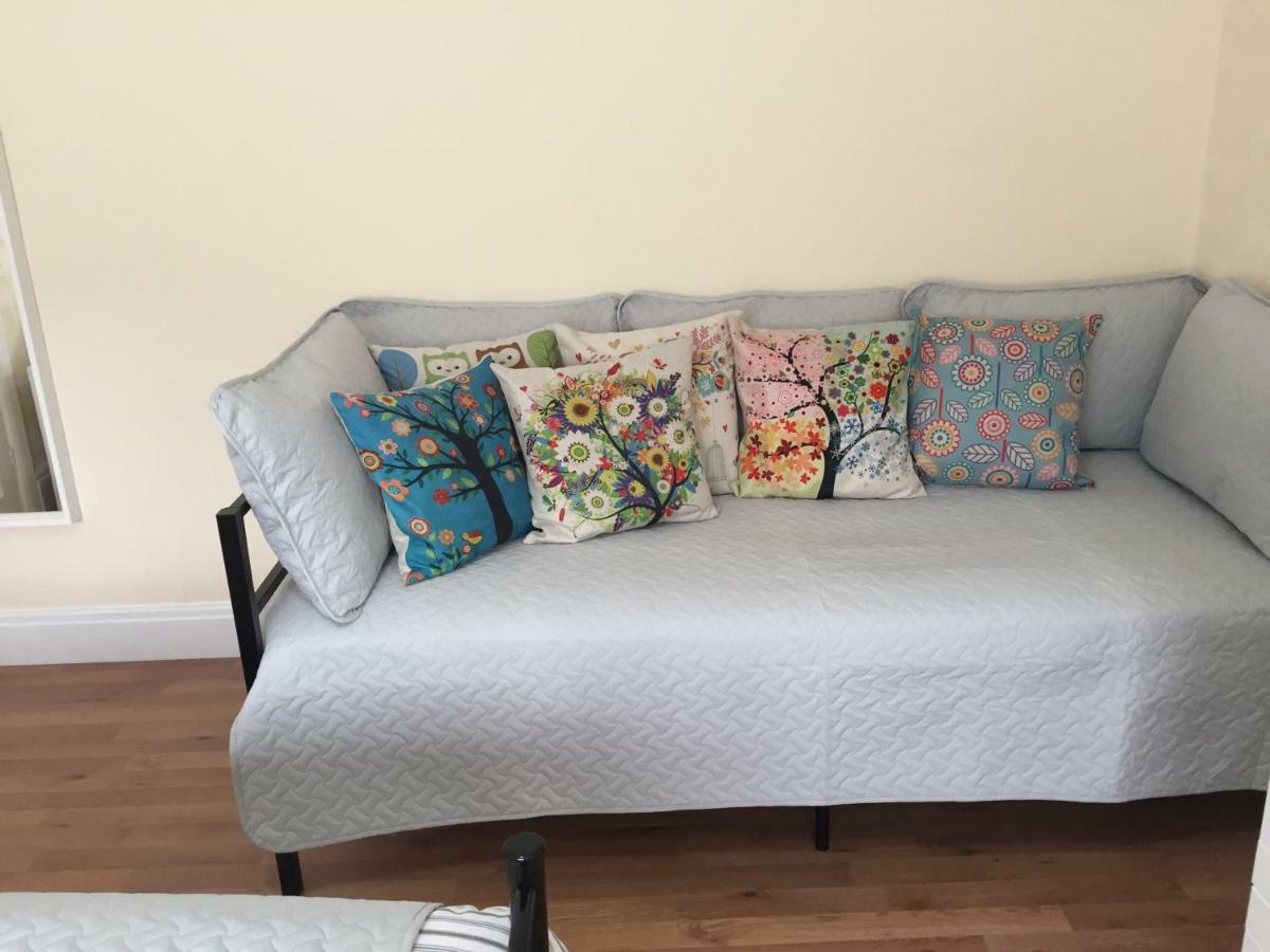 Streatham Common Bed & Breakfast Лондон Екстер'єр фото