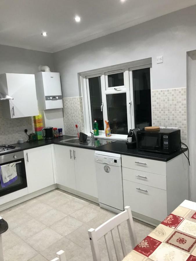 Streatham Common Bed & Breakfast Лондон Екстер'єр фото