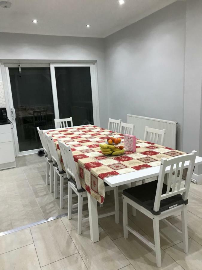 Streatham Common Bed & Breakfast Лондон Екстер'єр фото